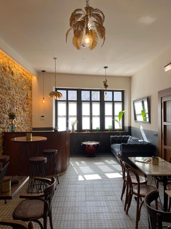 Apartamentos La Casina De Los Musicos Pola de Siero ภายนอก รูปภาพ