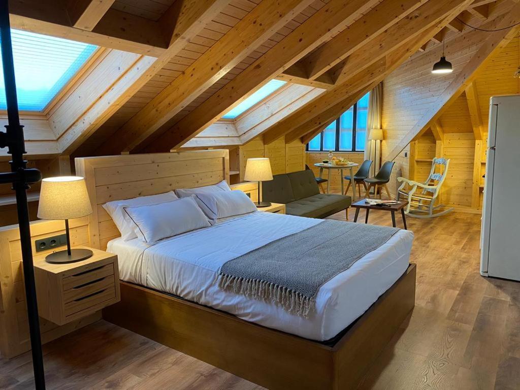 Apartamentos La Casina De Los Musicos Pola de Siero ภายนอก รูปภาพ