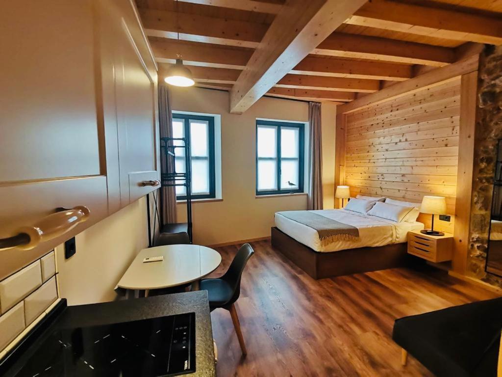 Apartamentos La Casina De Los Musicos Pola de Siero ภายนอก รูปภาพ